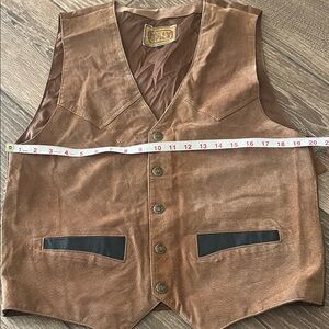 Brown Suede Western Vest with Dark Trim functional pockets